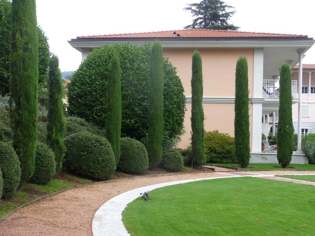 Residence Ville Lago Lugano Porto Ceresio Luaran gambar