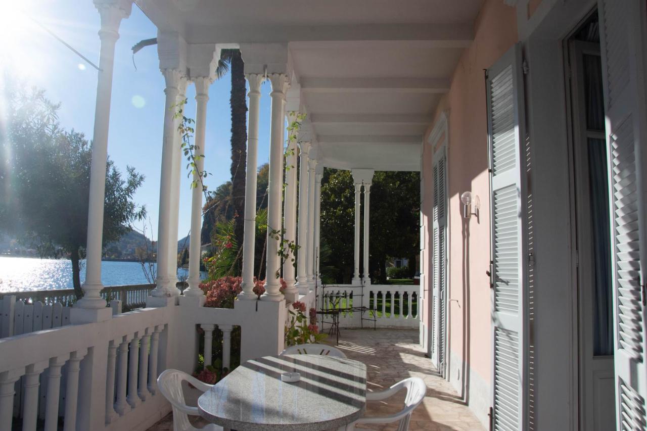 Residence Ville Lago Lugano Porto Ceresio Luaran gambar
